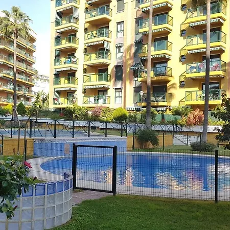 Impresionante Primera Línea De Playa, Bajondillo Apartamento